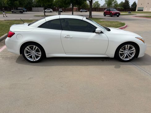Used 2010 INFINITI G37 Sport w/ Premium Pkg image 23