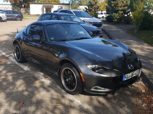Used 2019 MAZDA MX-5 Miata RF Grand Touring w/ GT-S Package image 4