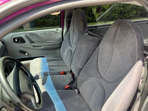 Used 1997 Dodge Dakota 2WD Regular Cab image 12