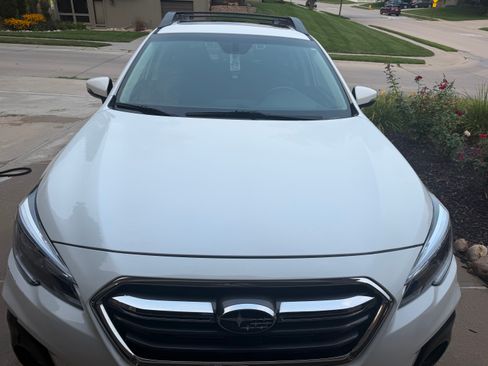 Used 2019 Subaru Outback 2.5i Limited AWD/4WD image 12