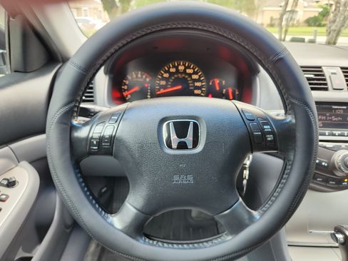 Used 2005 Honda Accord EX-L image 17