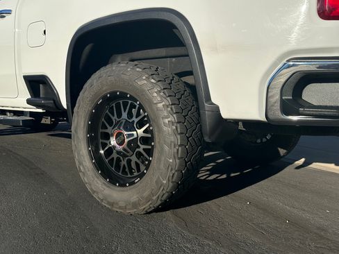 Used 2020 Chevrolet Silverado 3500 LTZ w/ LTZ Premium Package AWD/4WD image 16