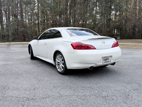 Used 2012 INFINITI G37 Convertible image 10