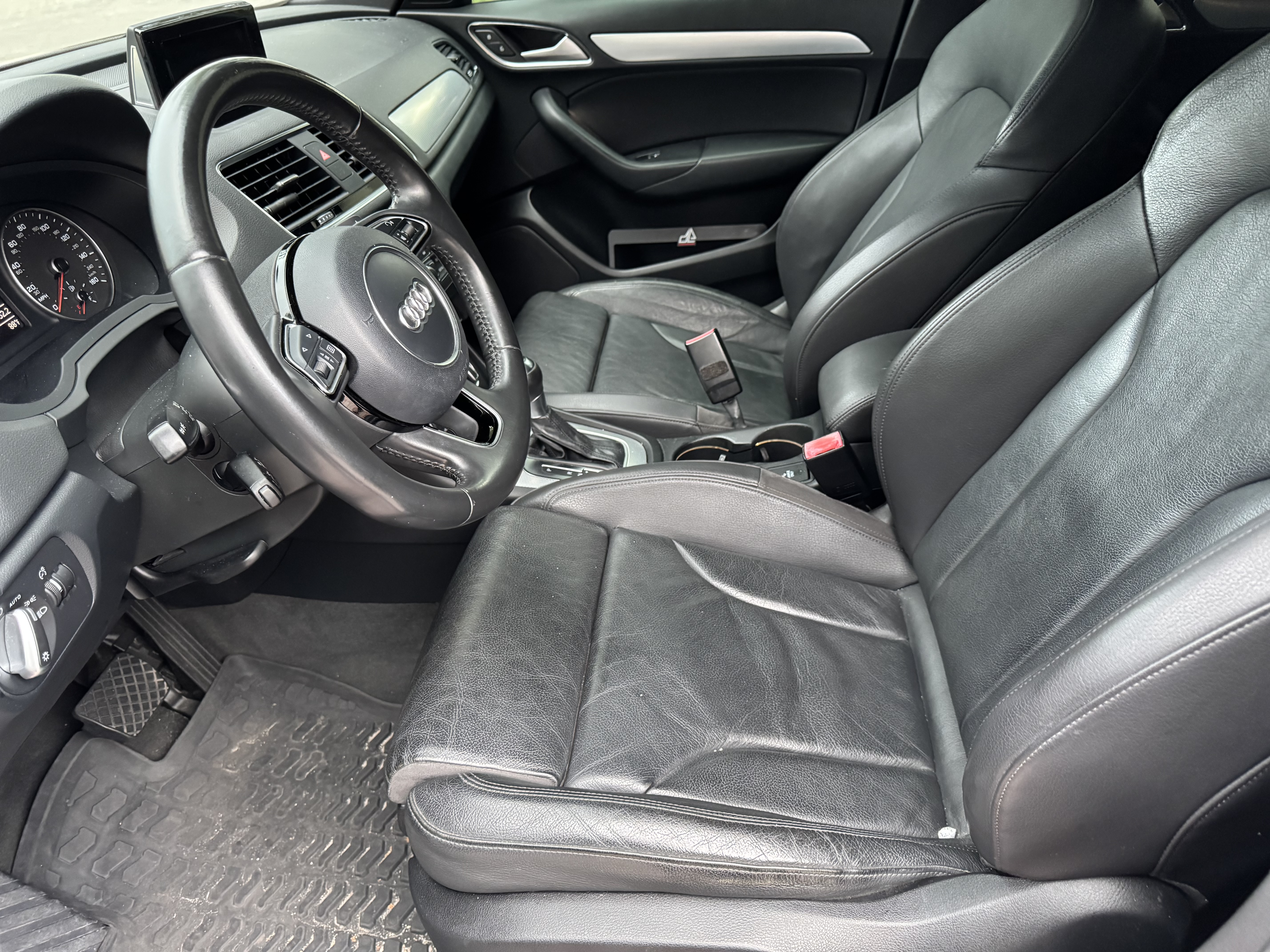 Used 2018 Audi Q3 2.0T Premium FWD image 5