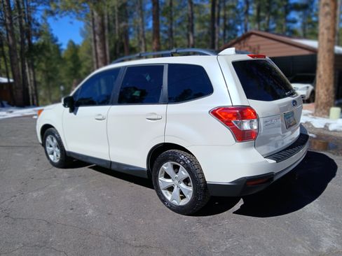 Used 2016 Subaru Forester 2.5i Premium image 6