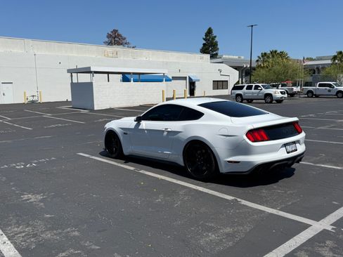 Used 2015 Ford Mustang GT Premium w/ GT Performance Package RWD image 5