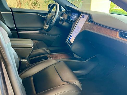 Used 2018 Tesla Model S 100D AWD/4WD image 8