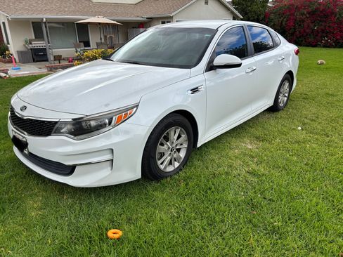 Used 2016 Kia Optima LX FWD image 4