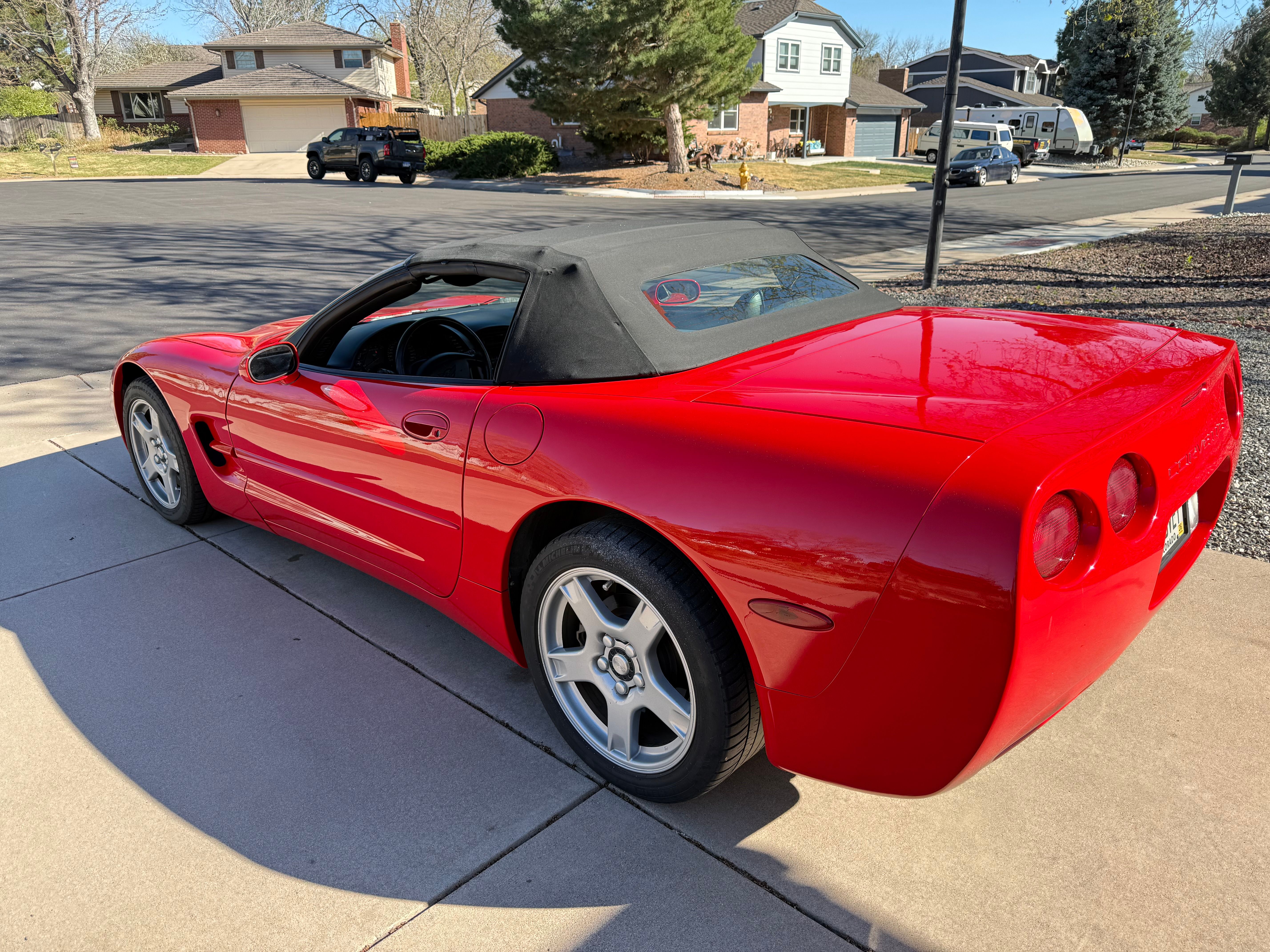 Used 1999 Chevrolet Corvette Convertible w/ Memory Pkg RWD image 6