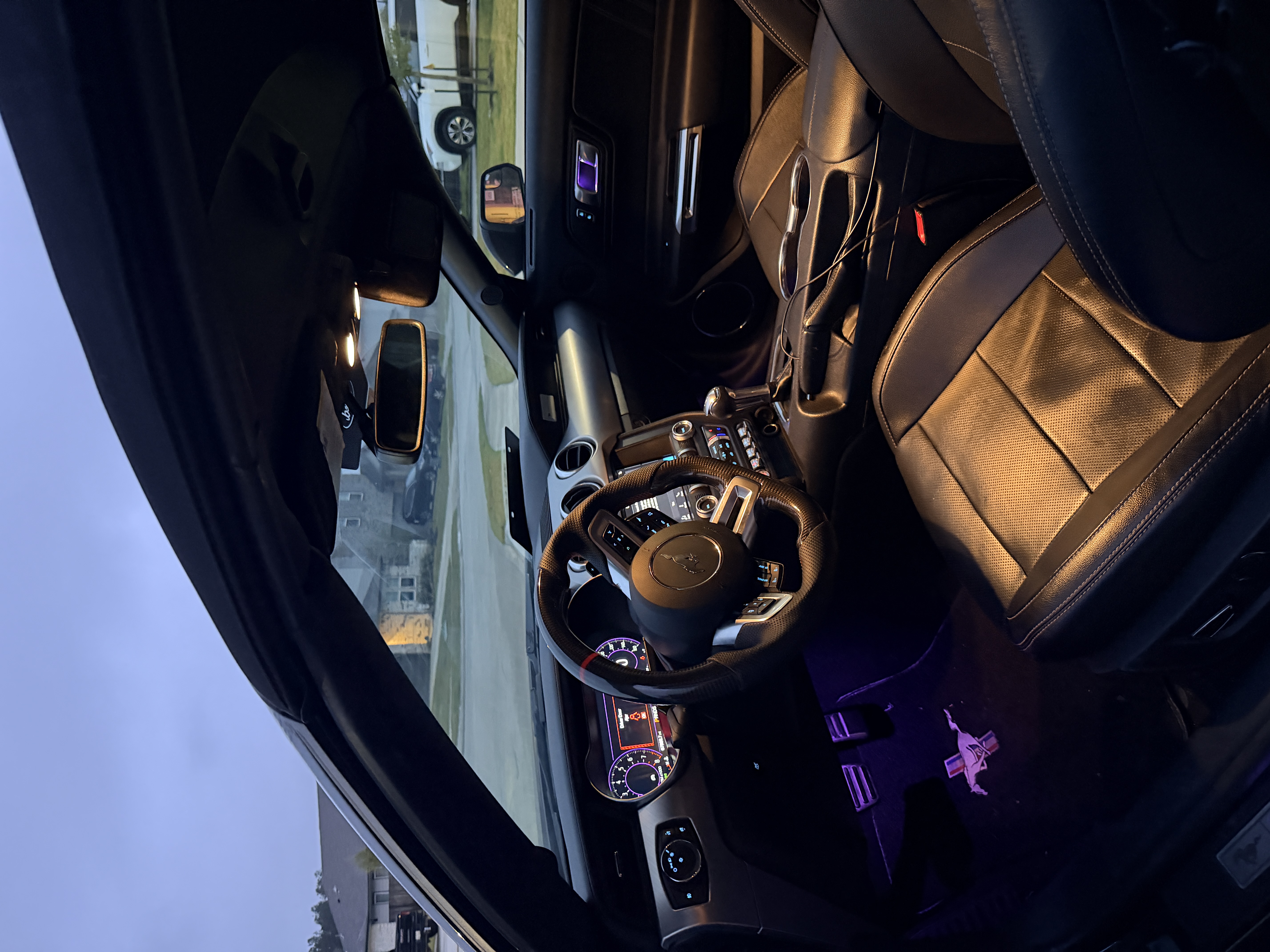 Used 2019 Ford Mustang GT Premium RWD image 17
