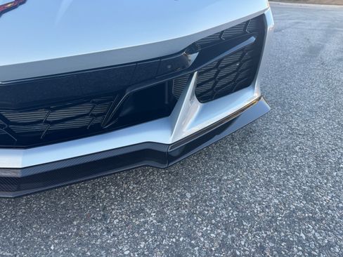 Used 2023 Chevrolet Corvette Z06 image 13