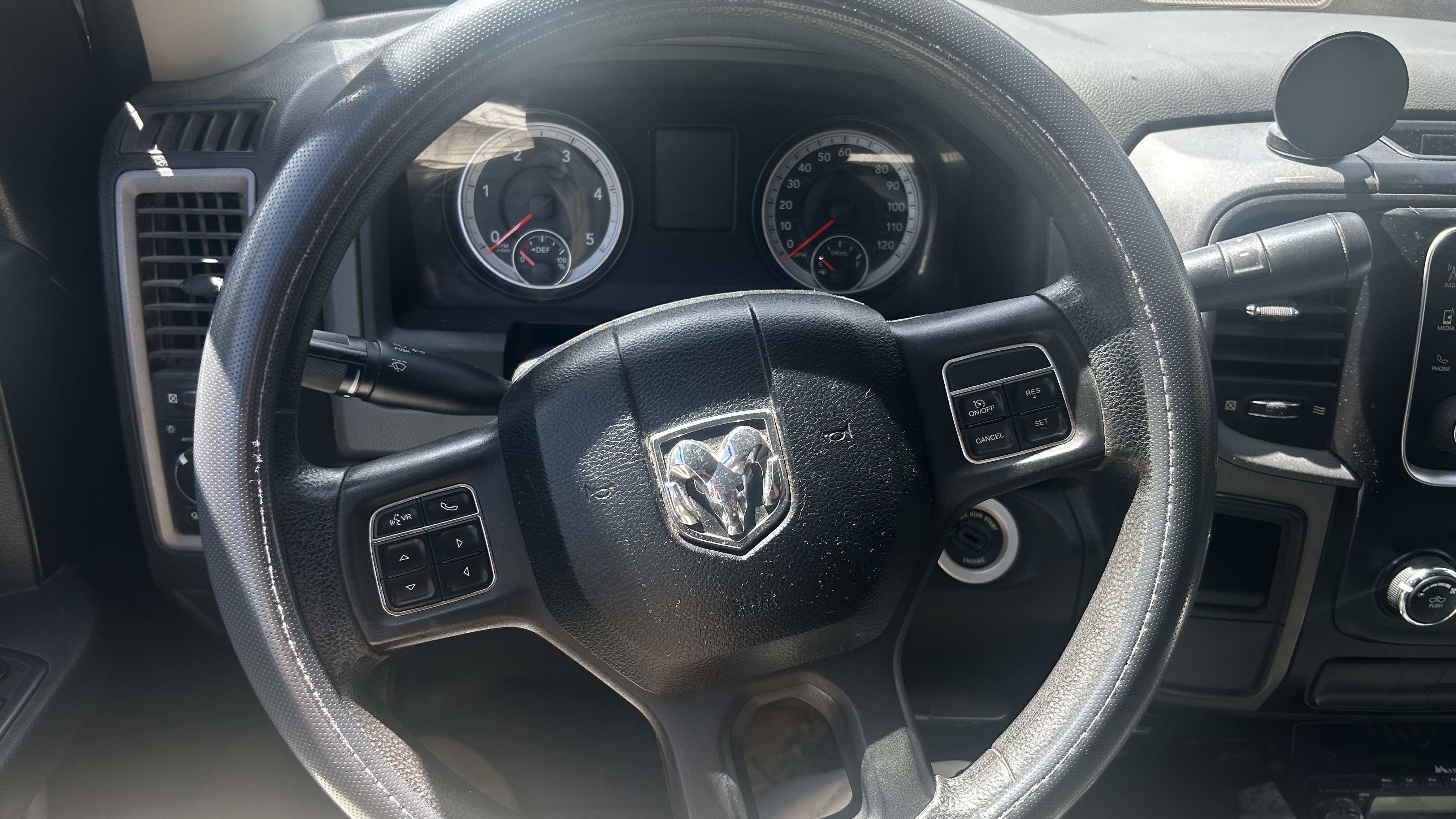 Used 2014 RAM 2500 Tradesman w/ Chrome Appearance Group AWD/4WD image 16