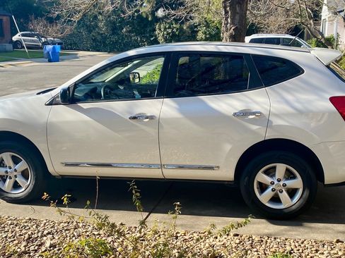 Used 2012 Nissan Rogue S w/ Special Edition Pkg image 2