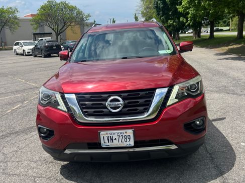 Used 2017 Nissan Pathfinder SL AWD/4WD image 1