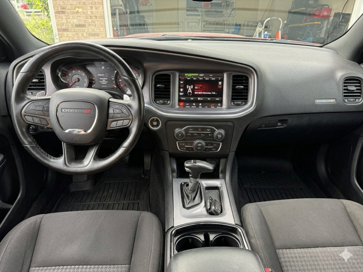 Used 2020 Dodge Charger GT w/ Blacktop Package RWD image 8