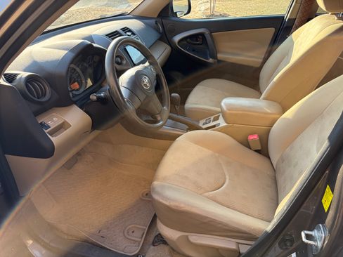 Used 2010 Toyota RAV4 4WD image 14