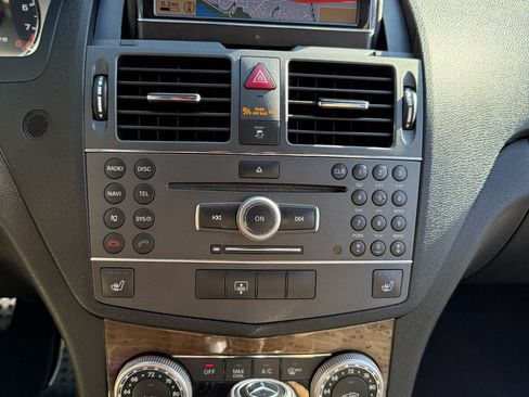 Used 2010 Mercedes-Benz C 63 AMG Sedan image 21