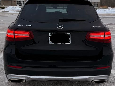 Used 2019 Mercedes-Benz GLC 300 4MATIC image 6