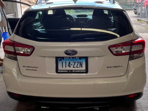 Used 2019 Subaru Impreza 2.0i Premium w/ Eyesight & BSD/Rcta & SRF AWD/4WD image 9
