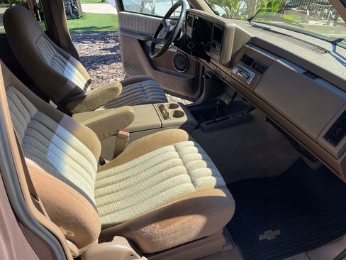 Used 1994 GMC Sierra 2500 4x4 Extended Cab image 23