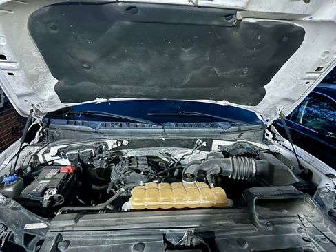 Used 2016 Ford F150 XLT w/ Equipment Group 301A Mid image 18