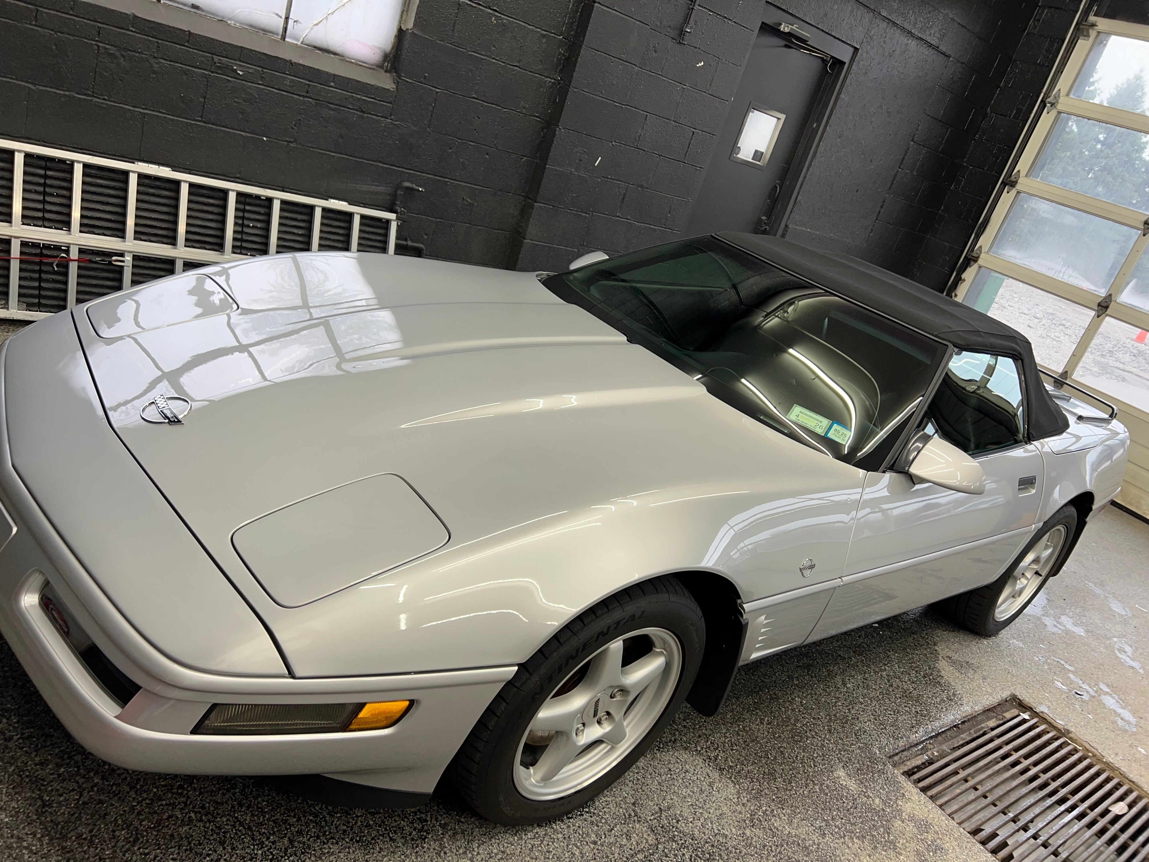 Used 1996 Chevrolet Corvette Convertible RWD image 23