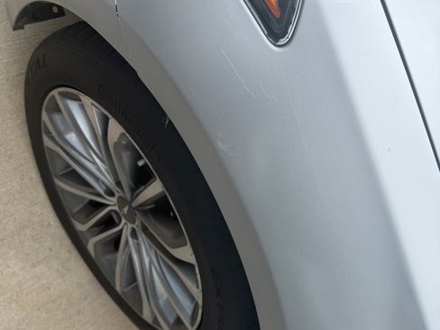 Used 2017 Genesis G80 3.8 AWD/4WD image 6