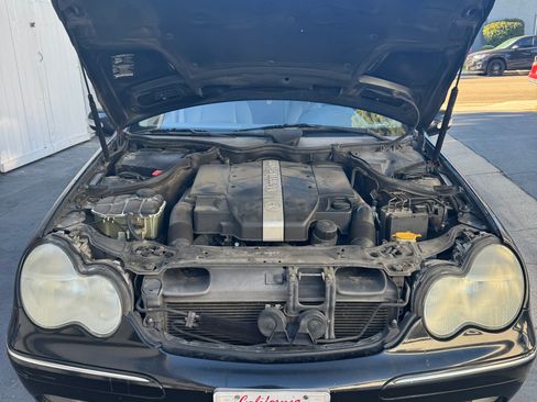 Used 2003 Mercedes-Benz C 320 Sedan image 4