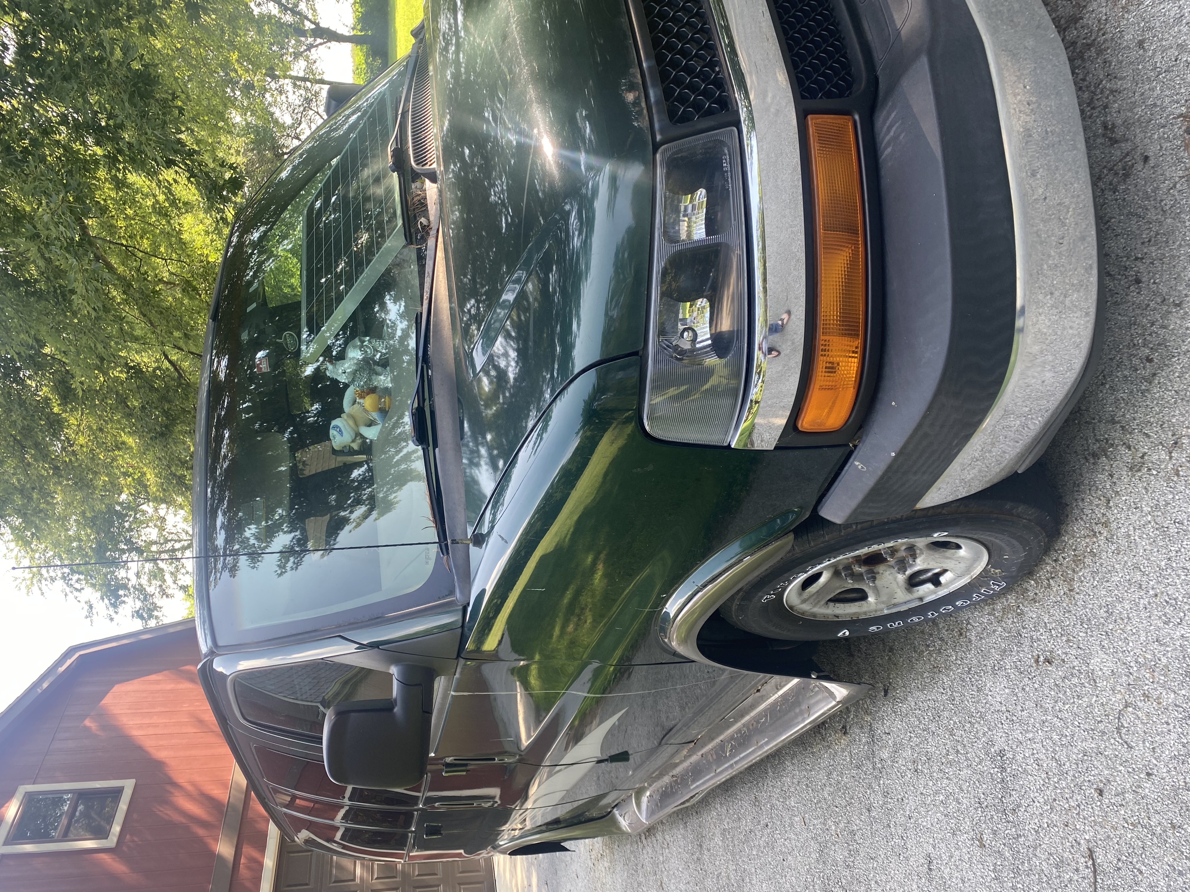 Used 2003 Chevrolet Express 1500 w/ Preferred Equipment Group 4 RWD image 4