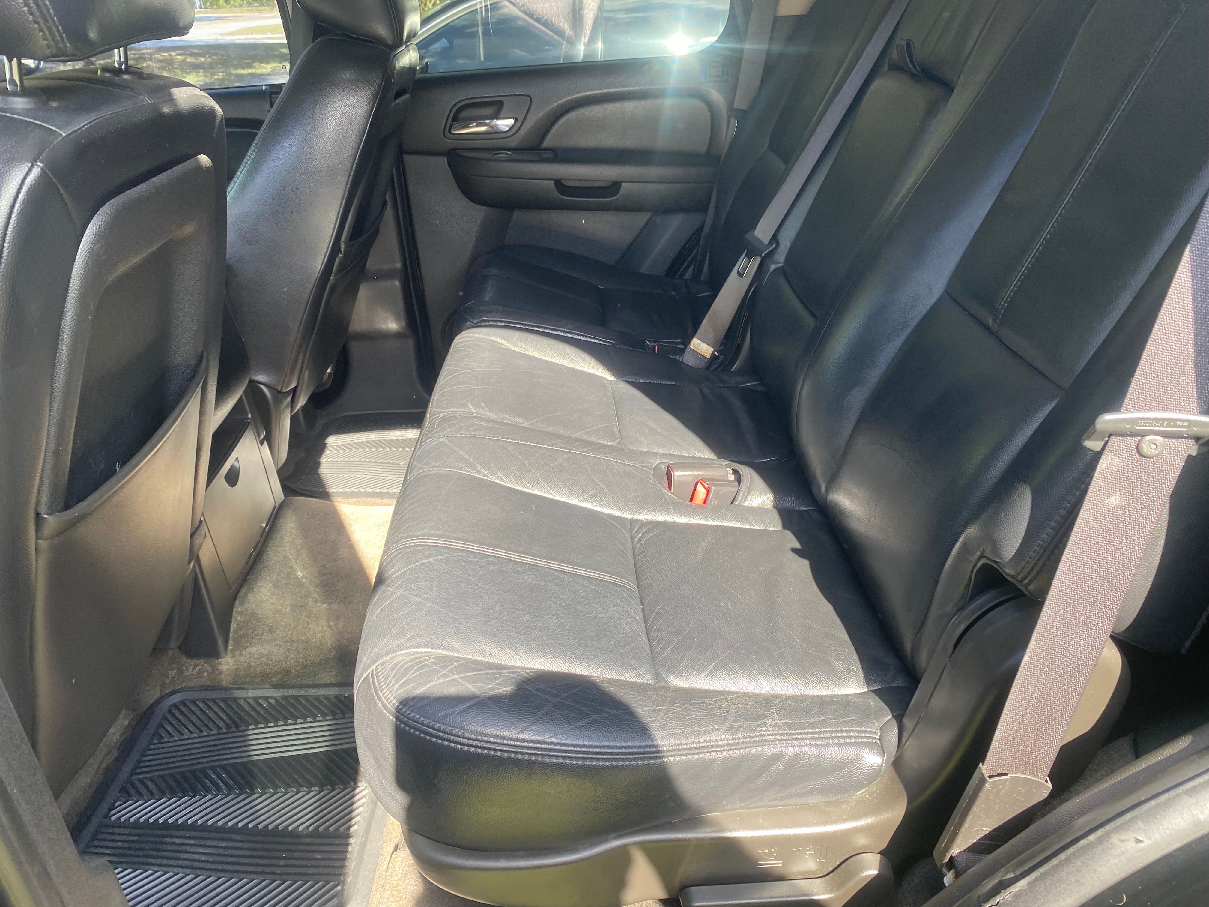 Used 2010 Chevrolet Tahoe LS w/ Convenience Package image 8