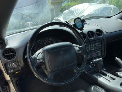 Used 2001 Pontiac Firebird Trans Am image 19