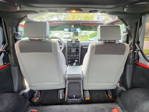 Used 2007 Jeep Wrangler X image 6