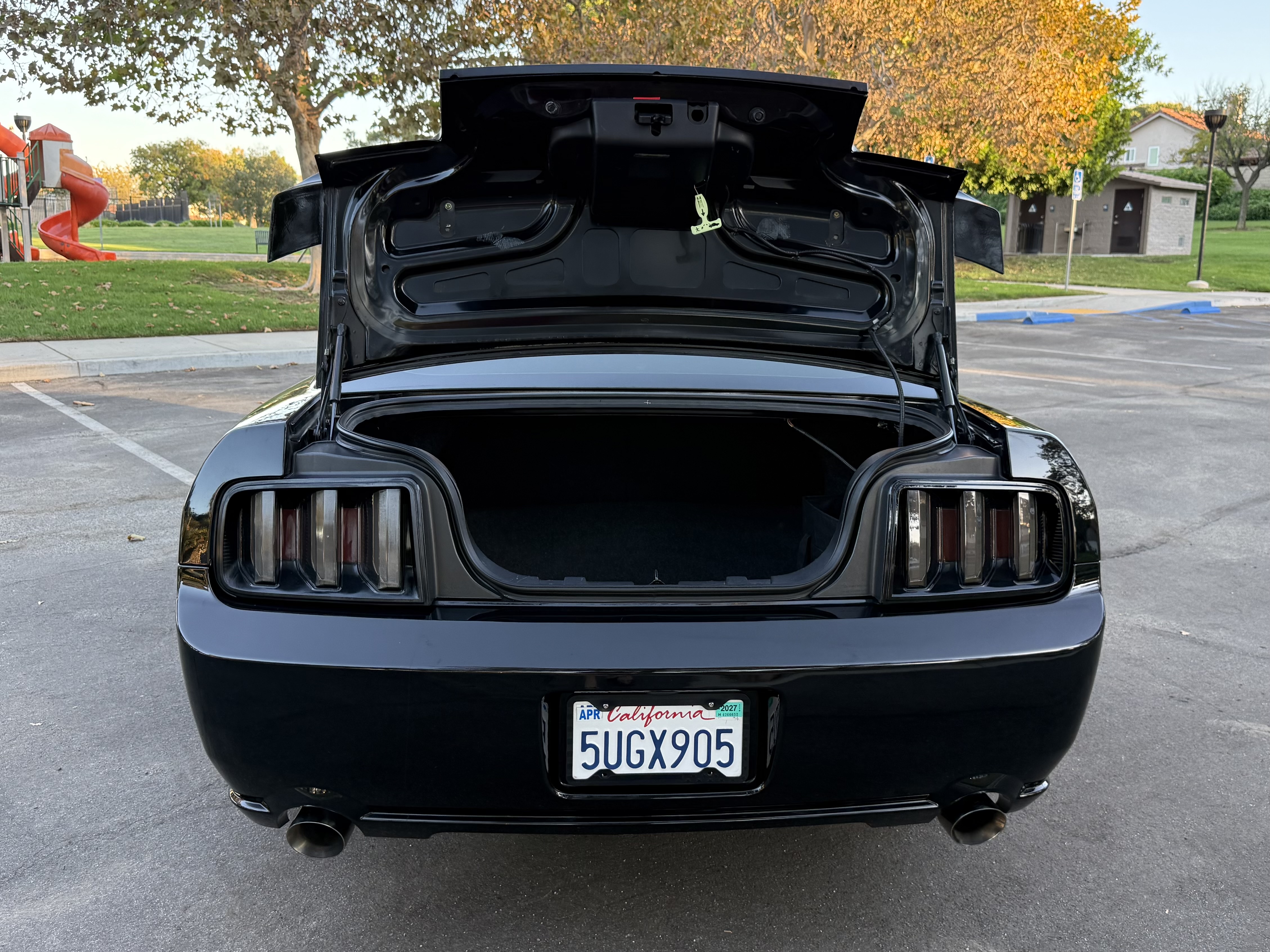 Used 2006 Ford Mustang GT Premium RWD image 20