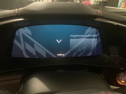 Used 2021 Chevrolet Corvette Stingray Premium Cpe w/ Z51 Performance Package RWD image 6