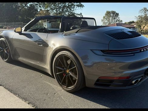 Used 2020 Porsche 911 Carrera S RWD image 4