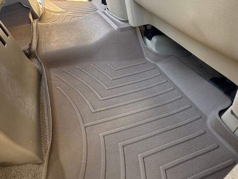 Used 2011 Chevrolet Suburban LT w/ Regional Value Package image 23