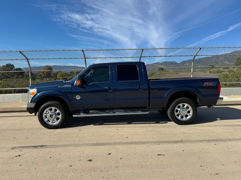 Used 2015 Ford F250 Lariat w/ Lariat Ultimate Package image 9