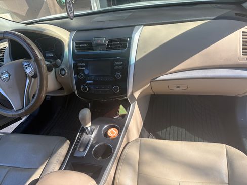 Used 2015 Nissan Altima 2.5 S w/ Special Edition Package image 11