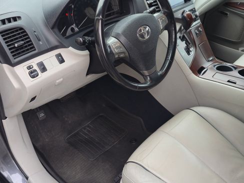 Used 2009 Toyota Venza AWD image 12