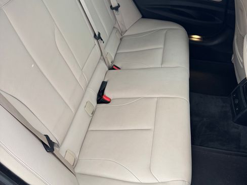 Used 2017 BMW 340i Gran Turismo xDrive image 15