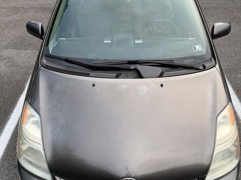 Used 2007 Toyota Prius Touring w/ Pkg 3 FWD image 9