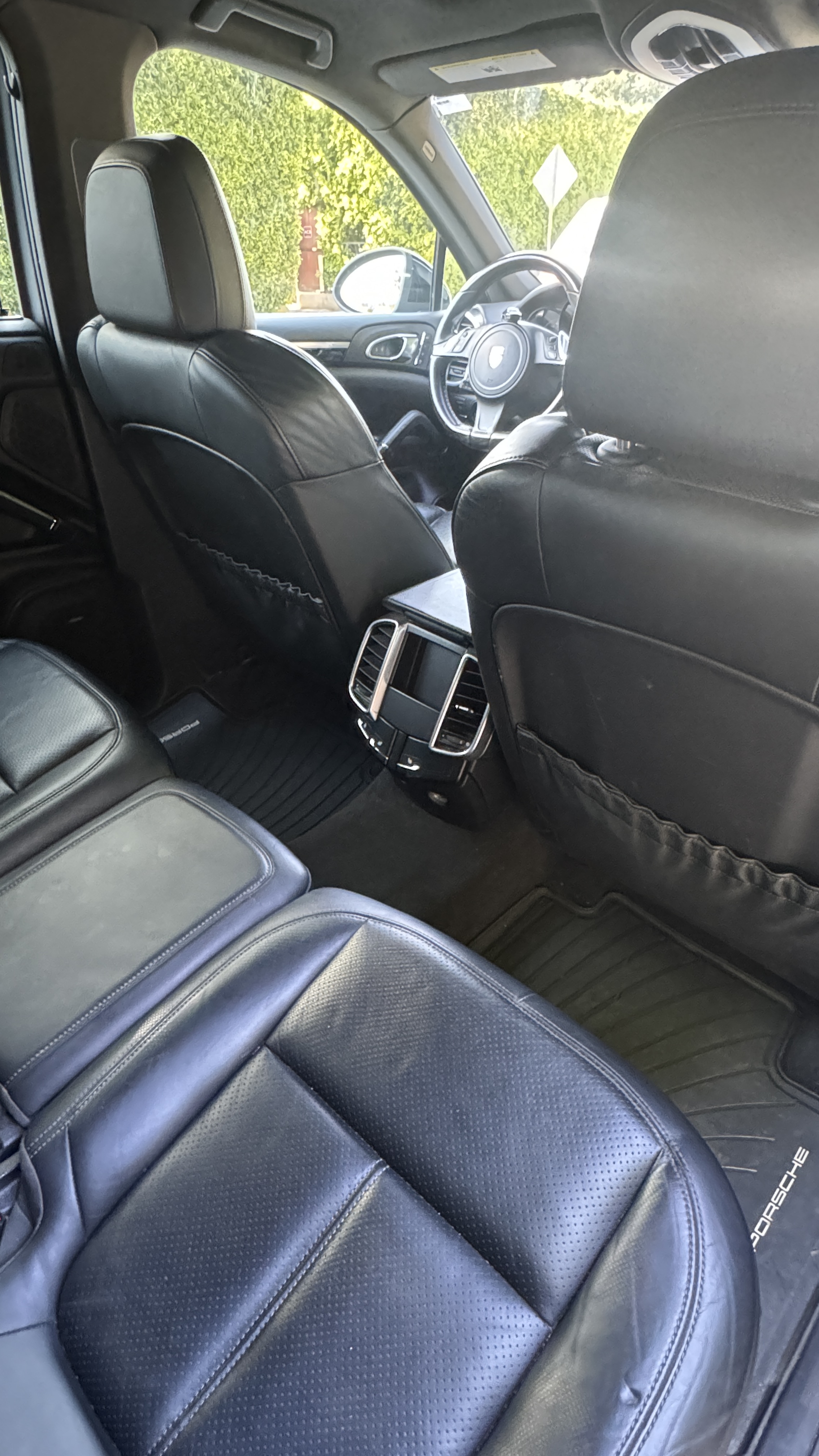 Used 2013 Porsche Cayenne Diesel AWD/4WD image 21