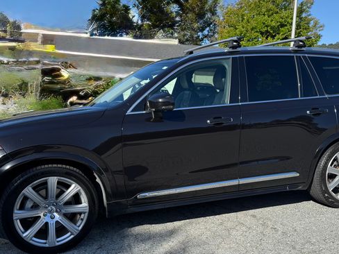 Used 2017 Volvo XC90 T6 Inscription w/ Luxury Package AWD/4WD image 2