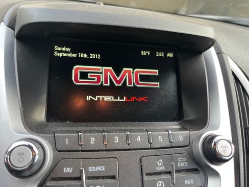 Used 2013 GMC Terrain SLE FWD image 13