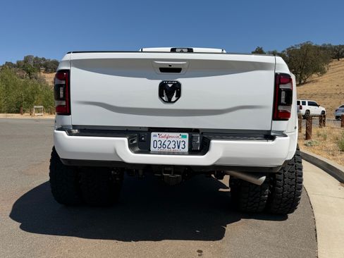 Used 2023 RAM 3500 Big Horn w/ Level B Equipment Group AWD/4WD image 22