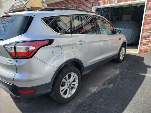 Used 2018 Ford Escape SE image 8