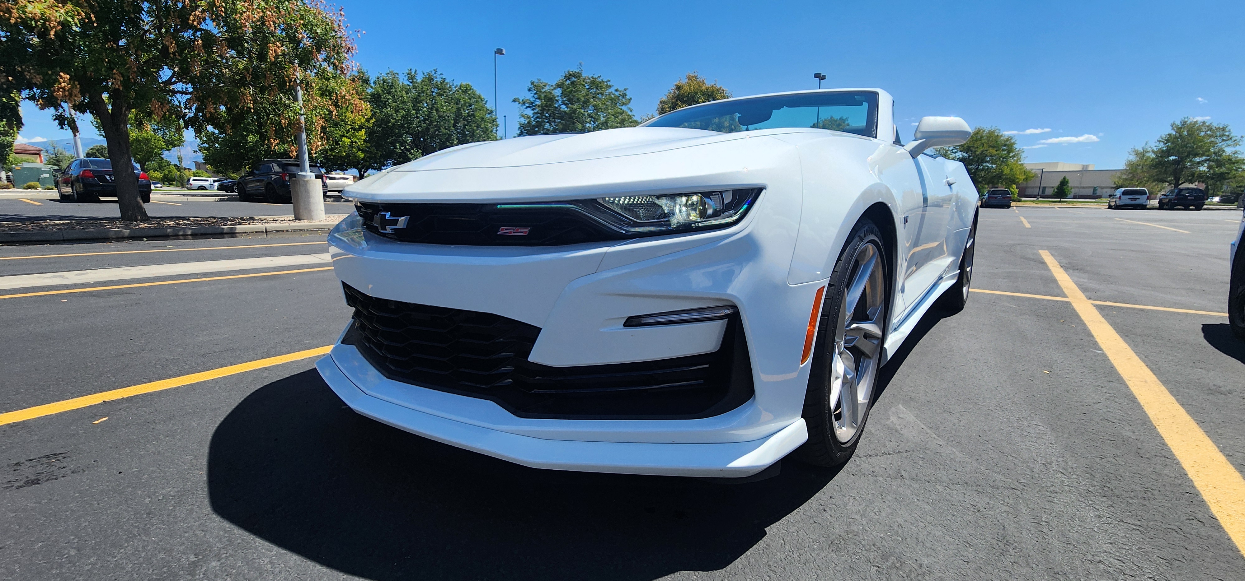 Used 2020 Chevrolet Camaro SS w/ LPO, Ground Effects Package RWD image 15