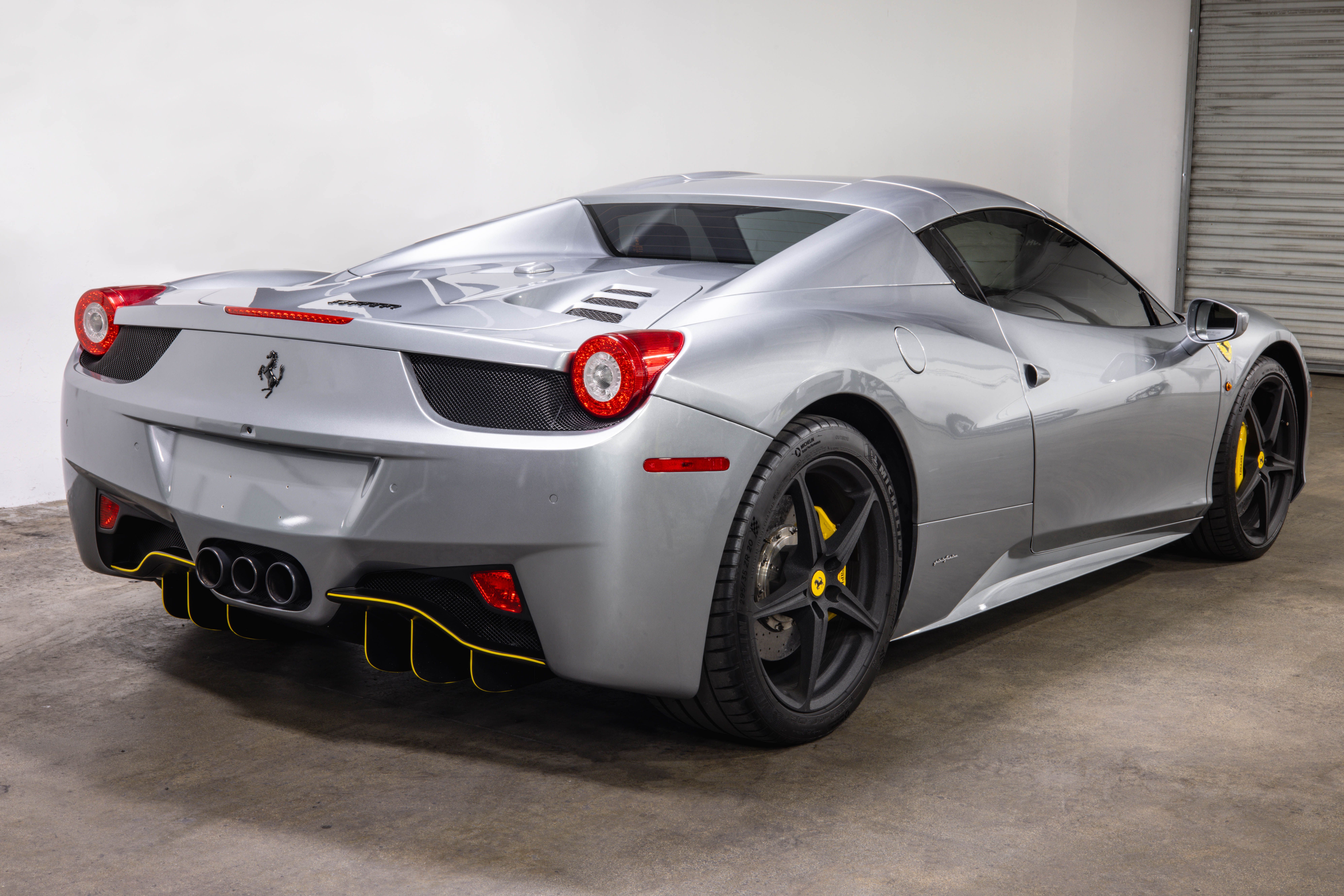 Used 2014 Ferrari 458 Spider RWD image 26