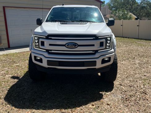 Used 2019 Ford F150 XLT w/ Equipment Group 302A Luxury AWD/4WD image 4