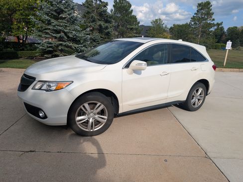 Used 2014 Acura RDX AWD w/ Technology Package image 2